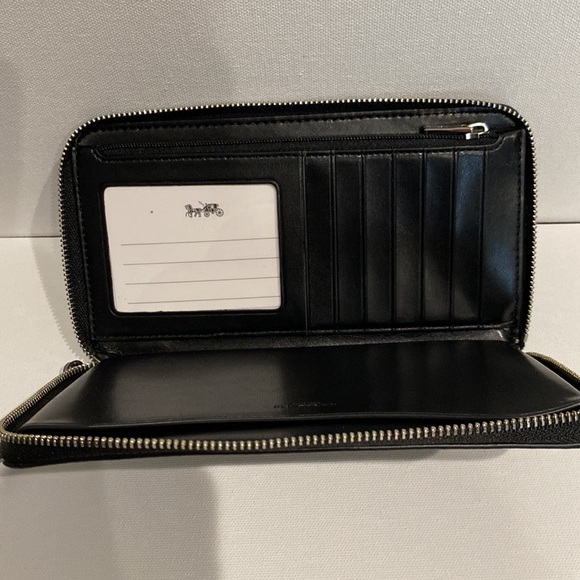 COPY - Coach large zip around wallet in signature canvas black in silver/graphi…
